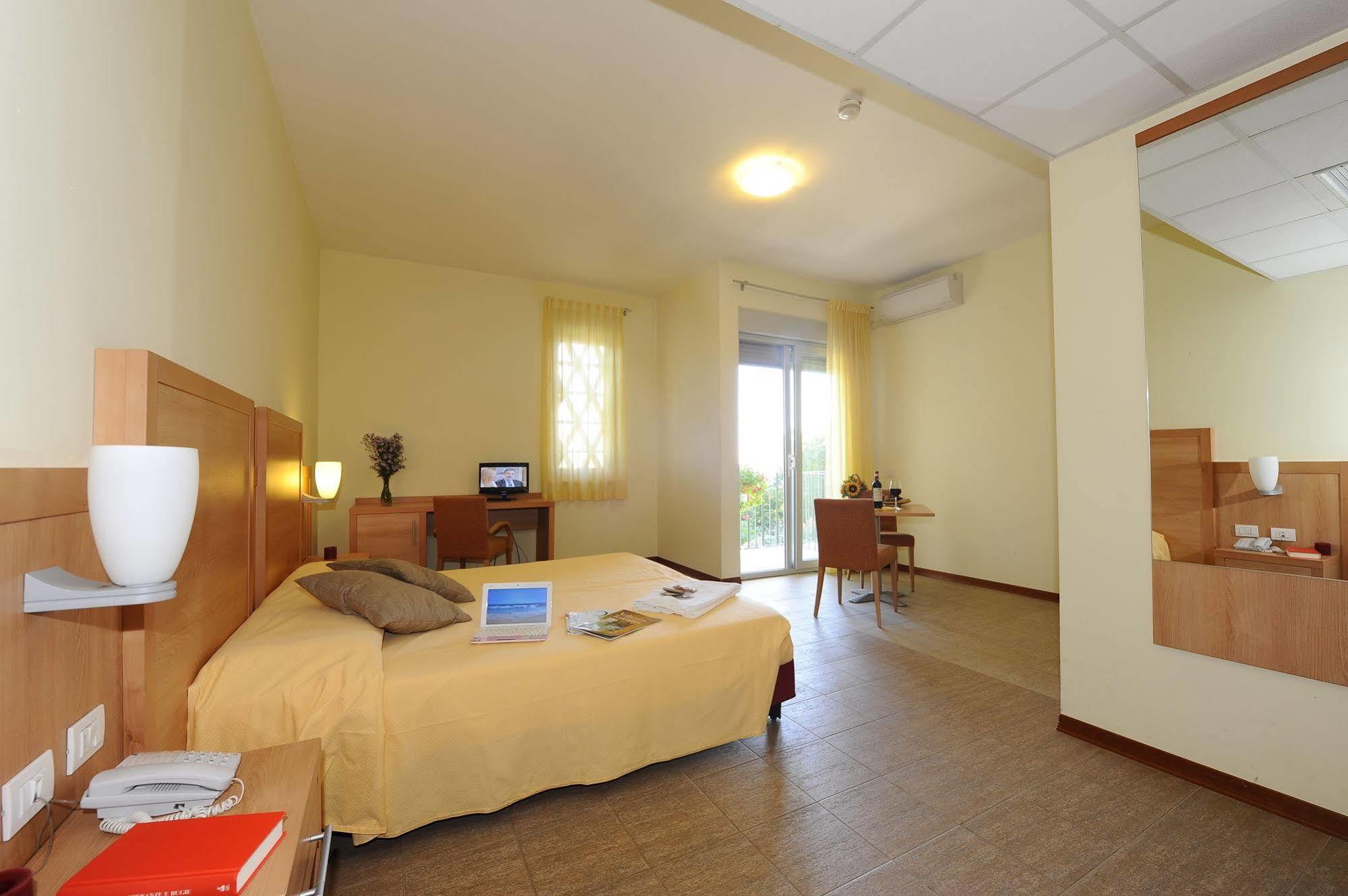 Hotel Foresteria Volterra Exterior photo