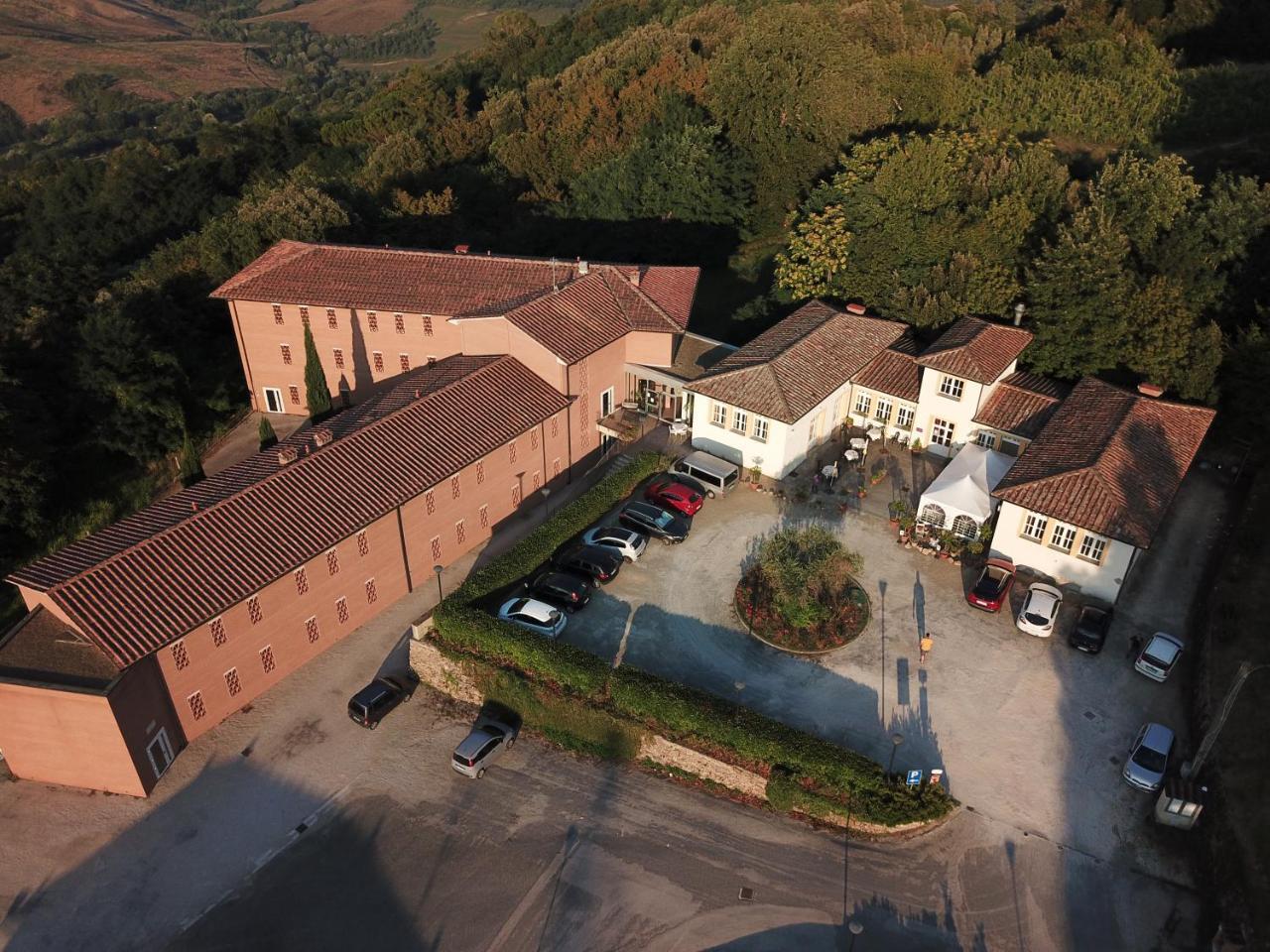 Hotel Foresteria Volterra Exterior photo